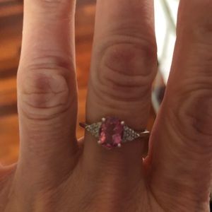 Women’s ring
